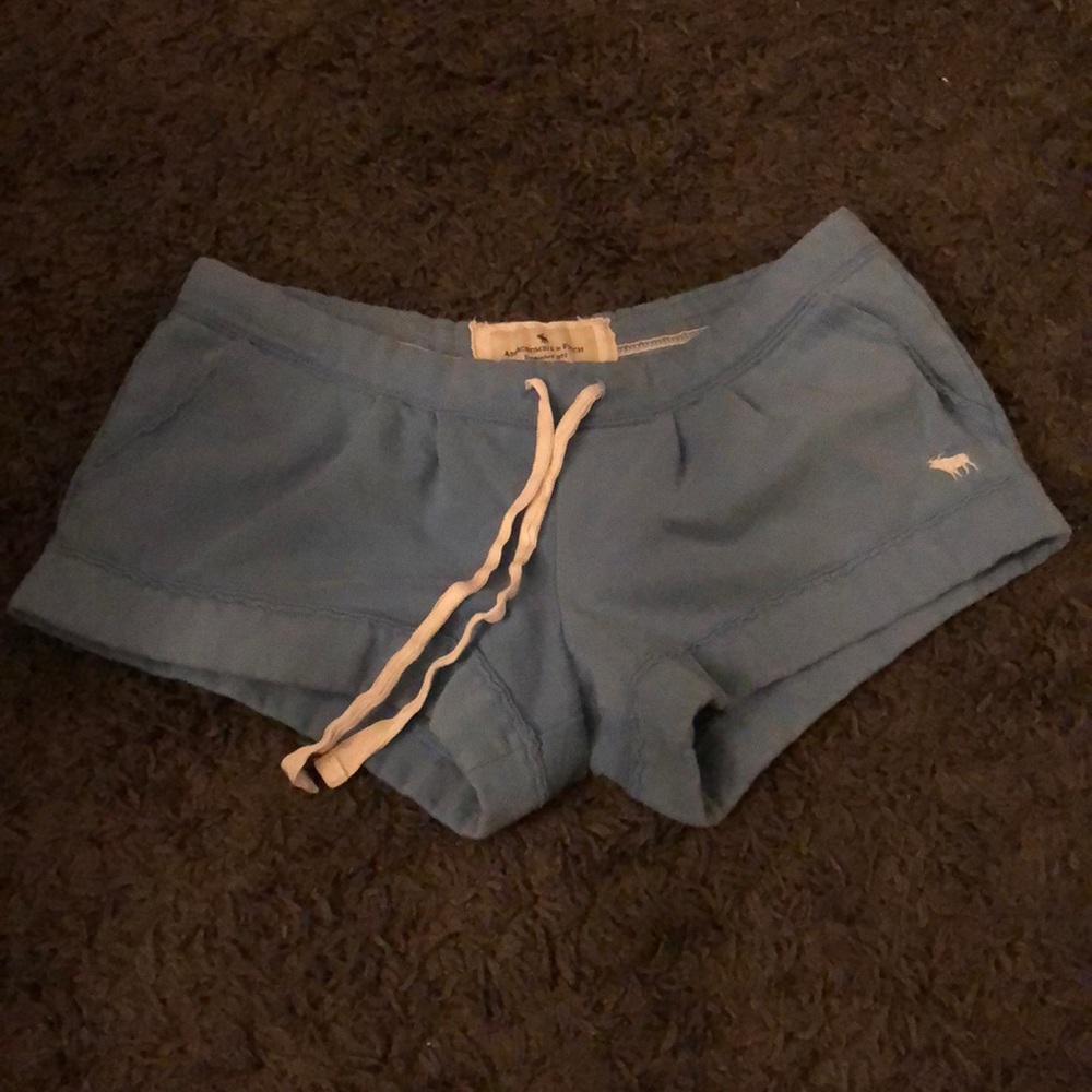 Abercrombie and Fitch Size M cotton shorts